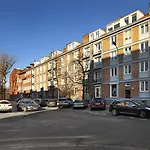 Elite Cityview Center *