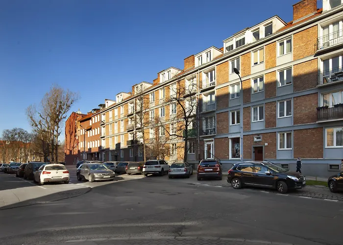 Elite Cityview Center *