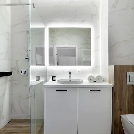 Elite Cityview Center *